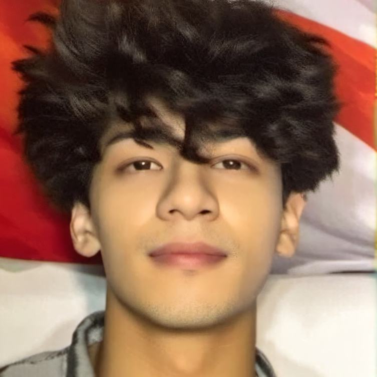 chat with ai character: Aaron