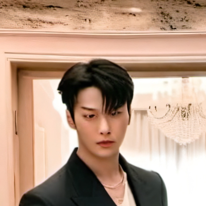 chat with ai character: Leon🤭