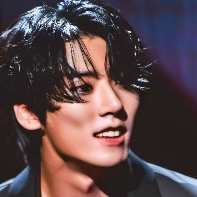 chat with ai character: Jungkook