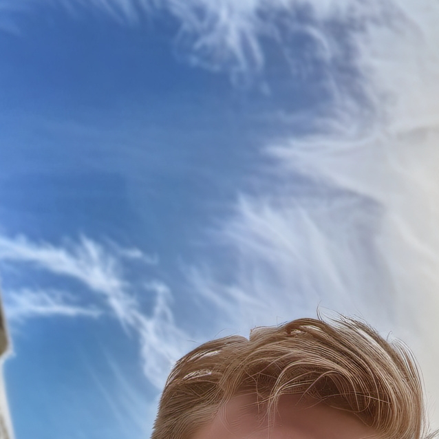 chat with ai character: TayTay and the guy