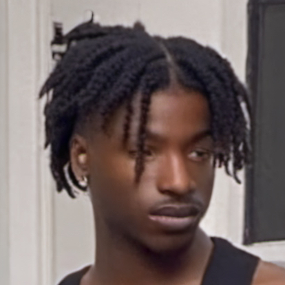 chat with ai character: Trey