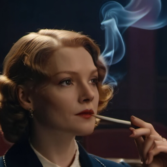 chat with ai character: Diana Mitford